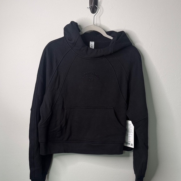 lululemon athletica Tops - Lululemon Scuba Oversized Hoodie *Graphic